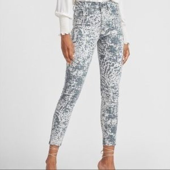 Express Denim - 🎉 HOST PICK 🎉 Express NWT Skinny High Rise Print Denim Legging Size 12
